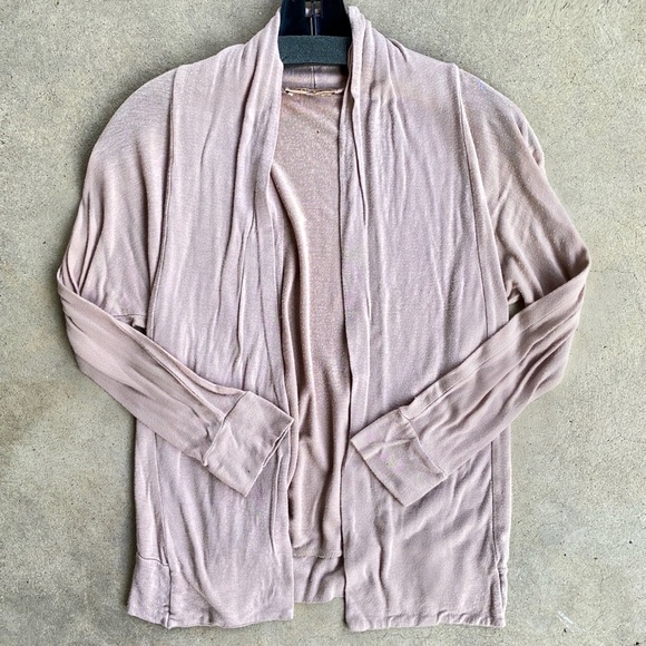 Cha Cha Vente Lightweight Open Cardigan - Picture 2 of 16